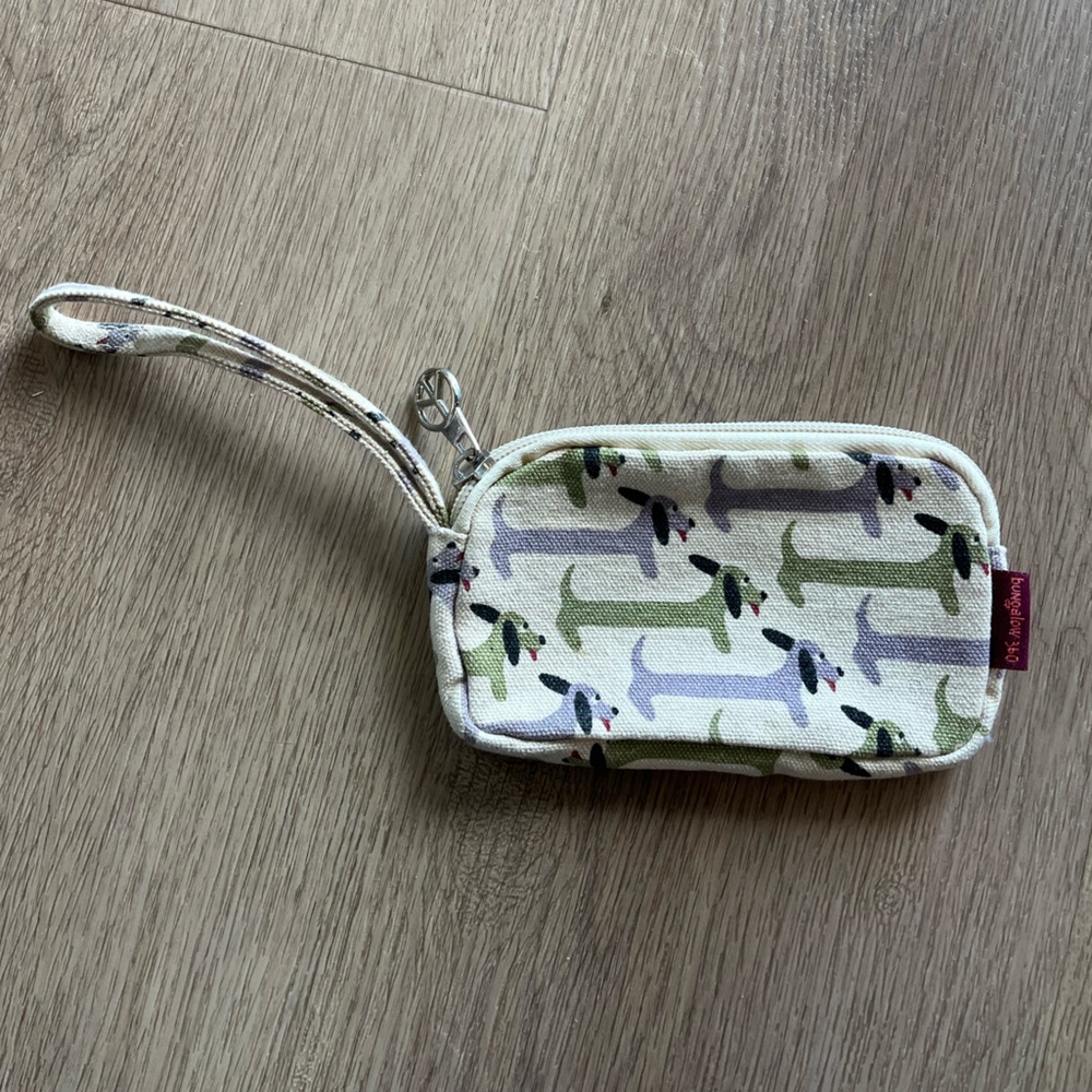 bungalow 360 coin purse